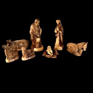8 Piece Olive Wood Nativity Hand Carved Bethleham